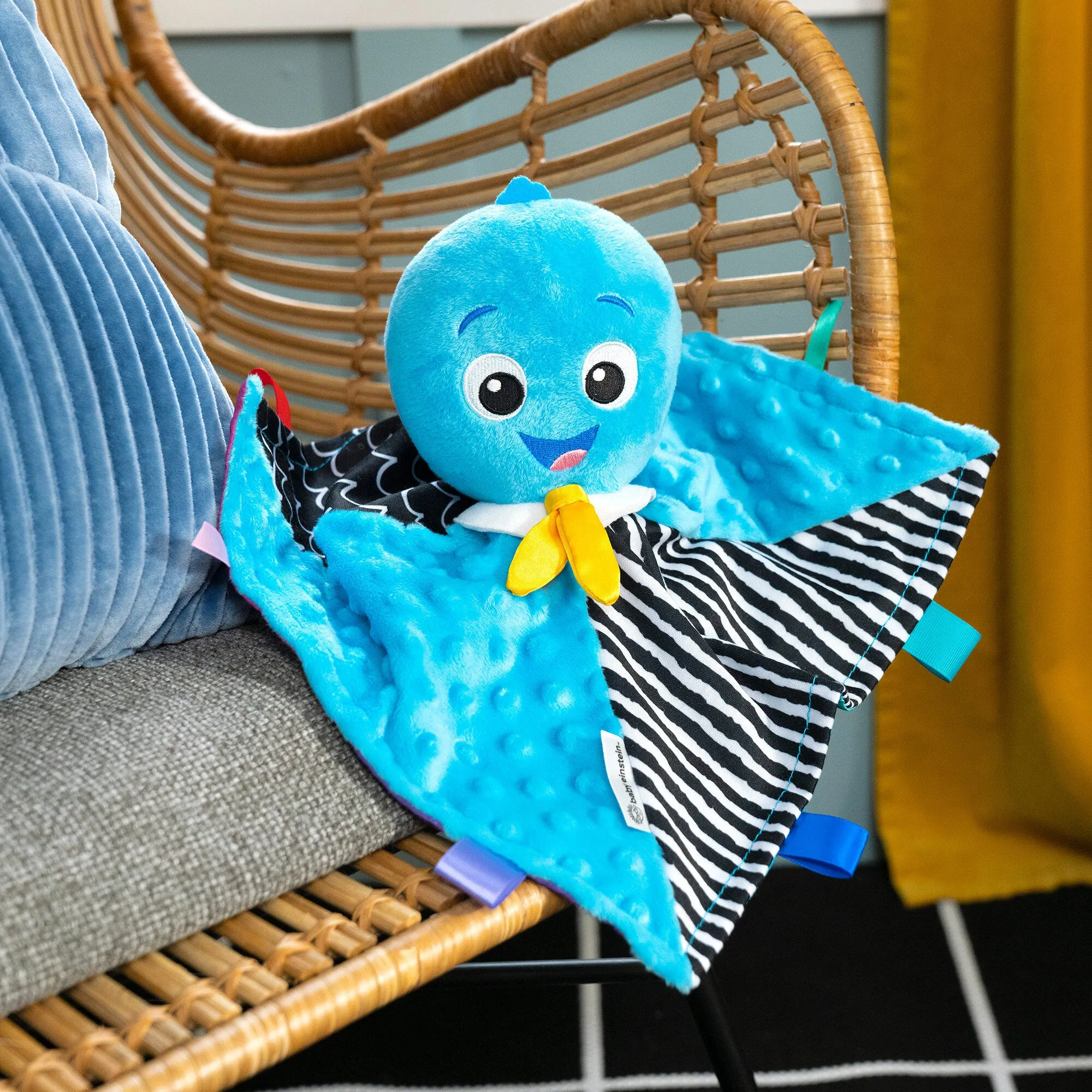 Baby Einstein - Opus’s Look Sea Listen™ Soothing Plush Toy