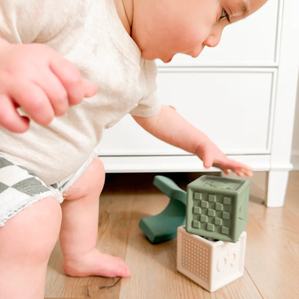 Itzy Blocks™ Sensory Blocks Set