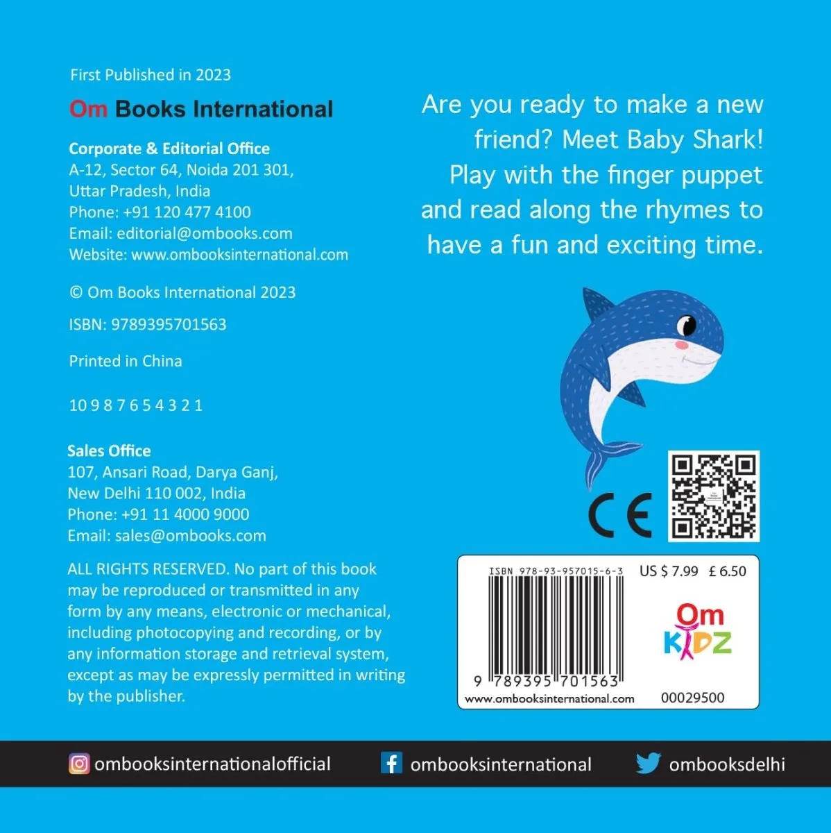 Om Books International Baby Shark Finger Puppet Book